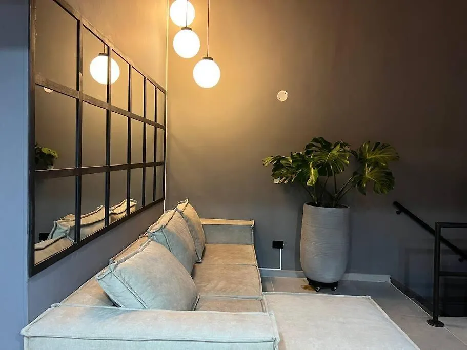 Poblado Park Manila Apartment Medellin