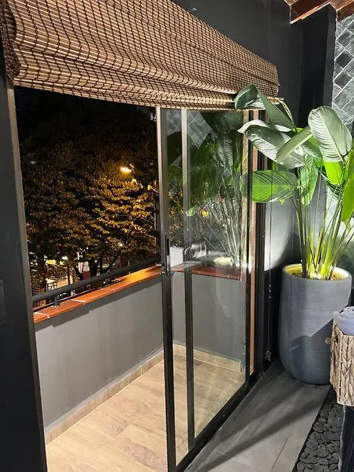 Poblado Park Manila Apartment Medellin